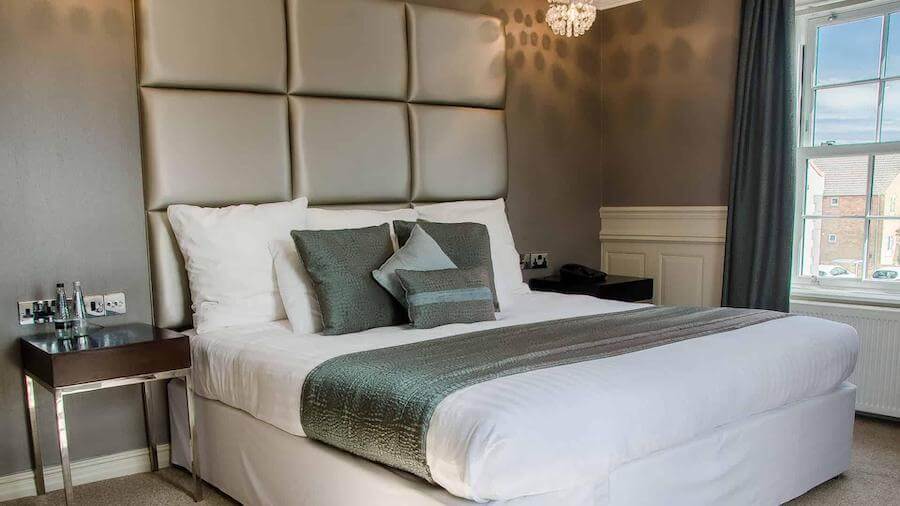 A Luxurious Double Bedroom at The Cliff Hotel, Gorleston